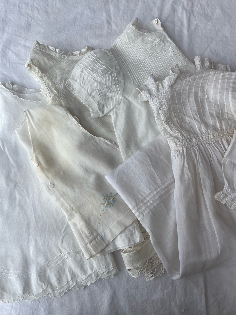 Vintage 1940s-70s Baby Girl Clothes Lot of 5 White Dresses Smocked Lace Details